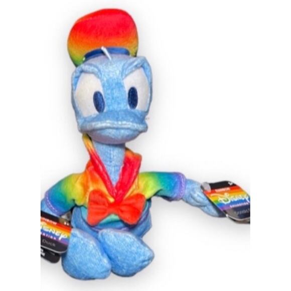 Disney Donald Duck Rainbow Collection Plush‎ - Picture 1 of 1